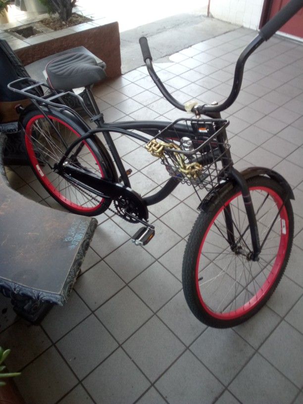 26" Beach Cruiser $$ 55 $$