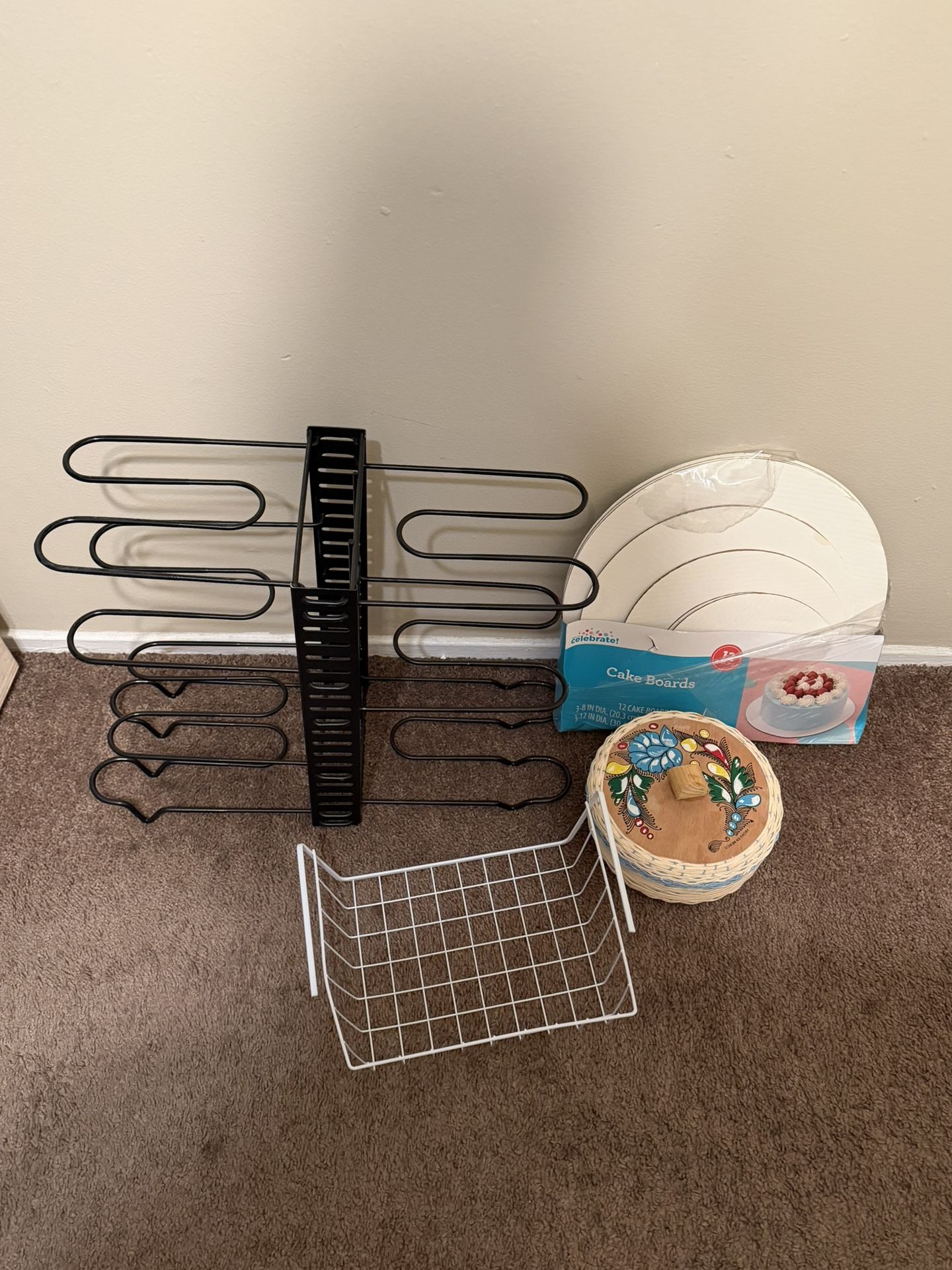 Miscellaneous Kitchen Items