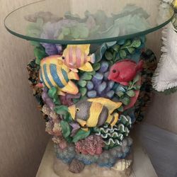 Coral Fish Table