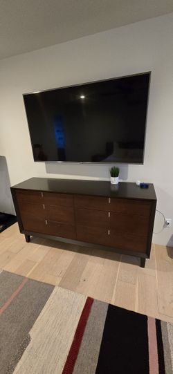 EQ3 Modern / Contemporary Bedroom Dresser