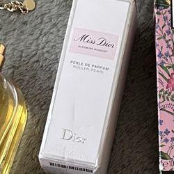Miss dior perfume