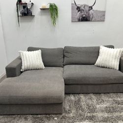 Henredon Sectional Couch - Free Delivery 