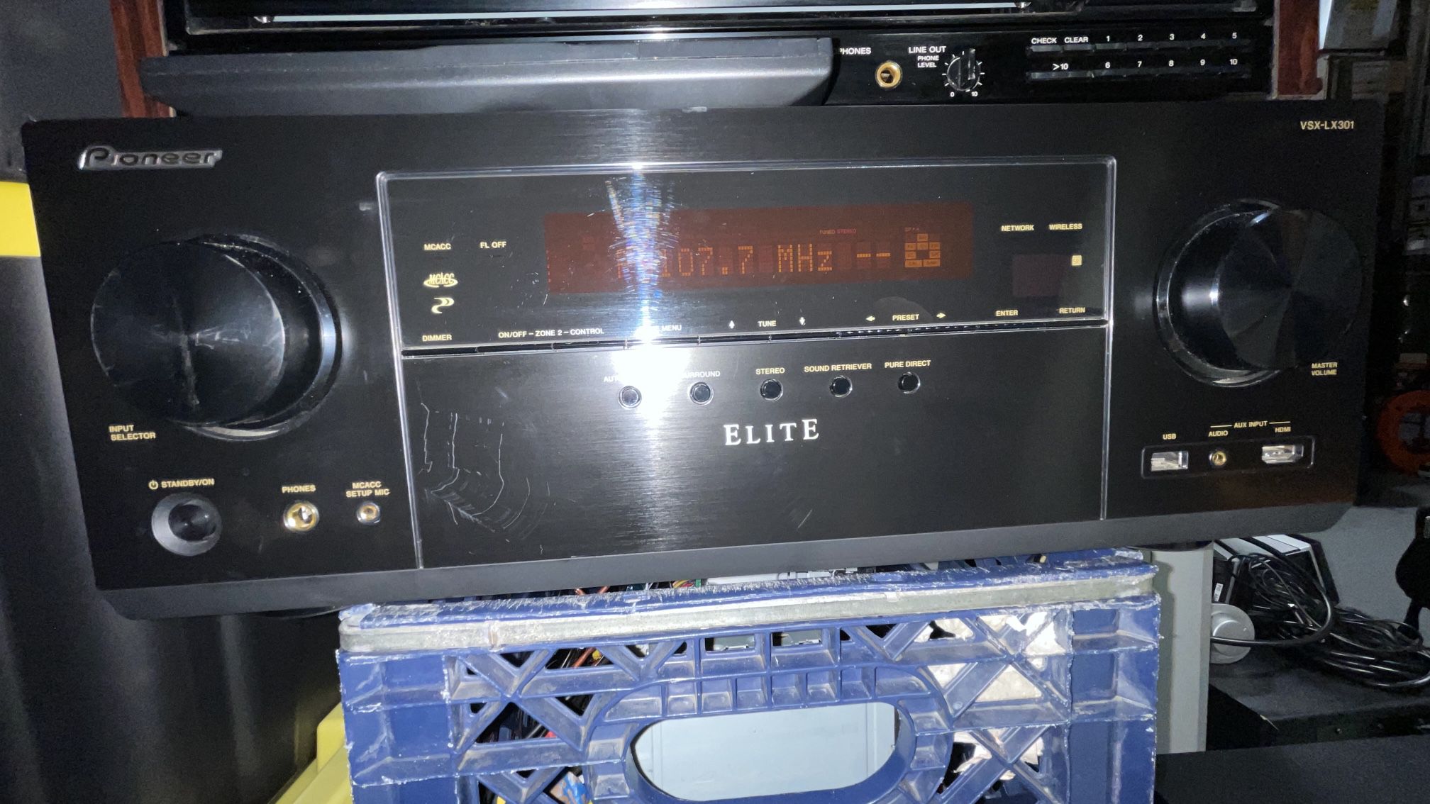 Pioneer Elite VSX-LX301 7.2-Channel Network A/V Receiver