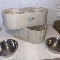 Store and feed adjustable dog bowl