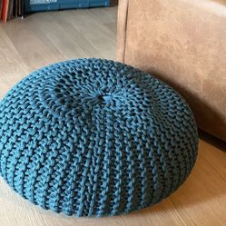 18” Round Ottoman 