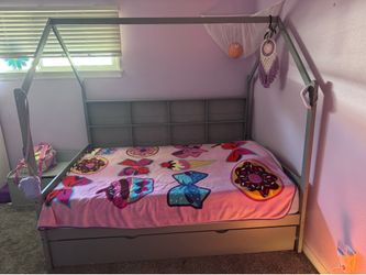 Kids Full size bed w/ twin trundle