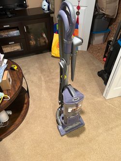 Shark vacuum