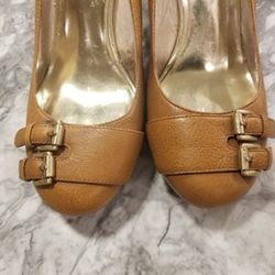 Micheal Kors heels