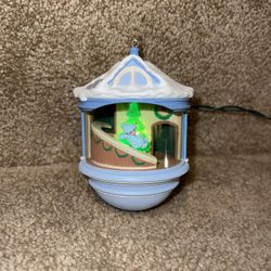 Hallmark “Christmas Morning” Light & Motion Keepsake Ornament 1987 Vintage