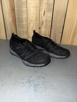 Sketchers Sneakers Size 7