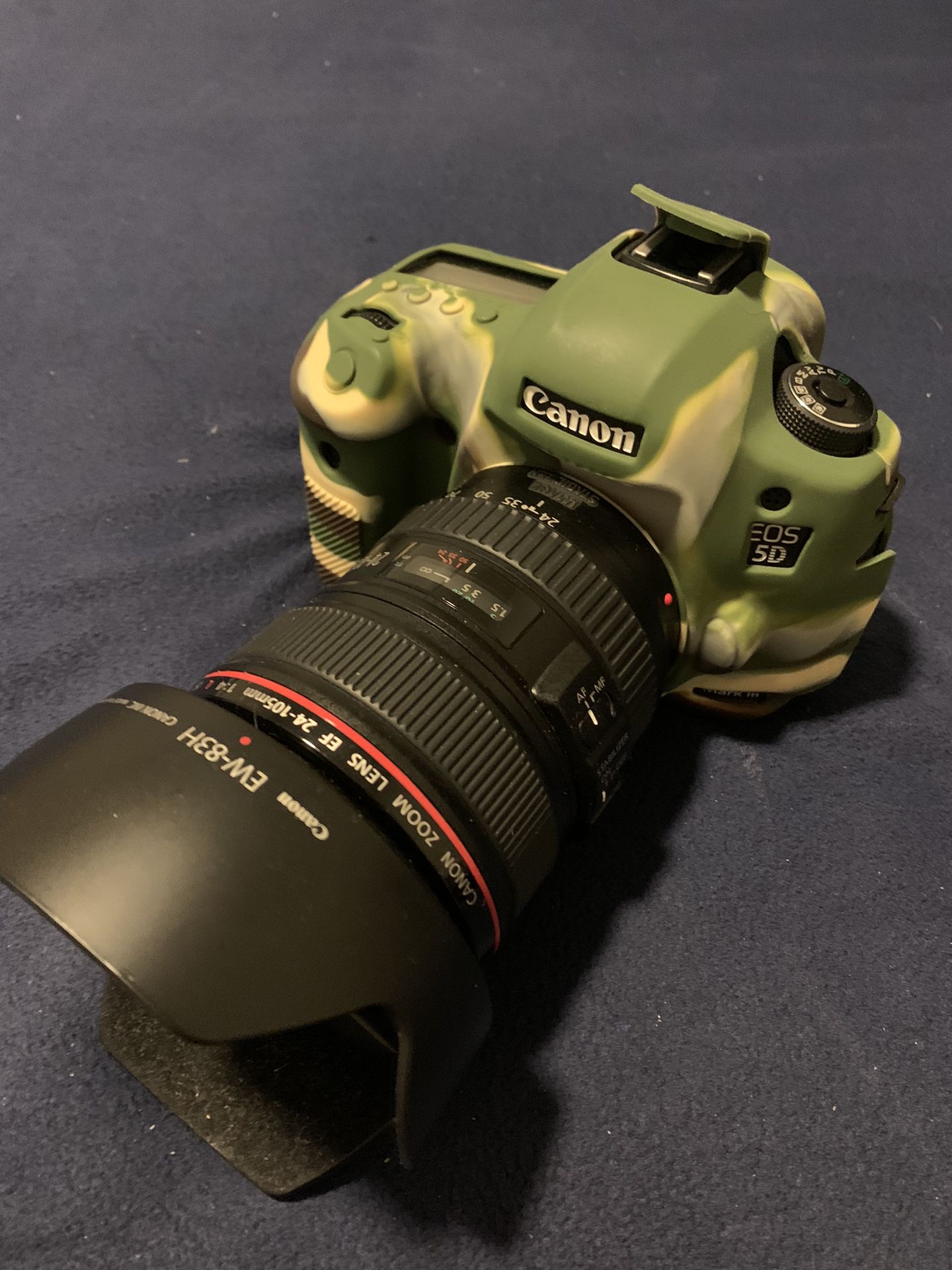Canon 5D Mark III  Lens 24-105 F4