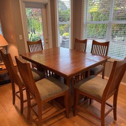 Dining Table With Butterfly Leaf 