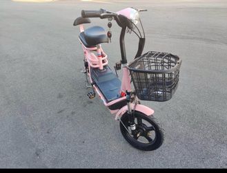 Brand New Electric Scooter - 2 Seat - 48v - 350W - 20ah - 40 Miles