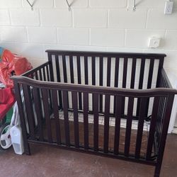 Baby Crib 