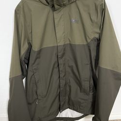 REI Co Op Rainier Mens rain jacket Size Small