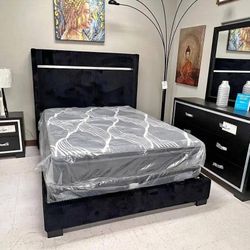 Bedroom Set for Sale - Ask For Price !!! Preguntar Por Precio 