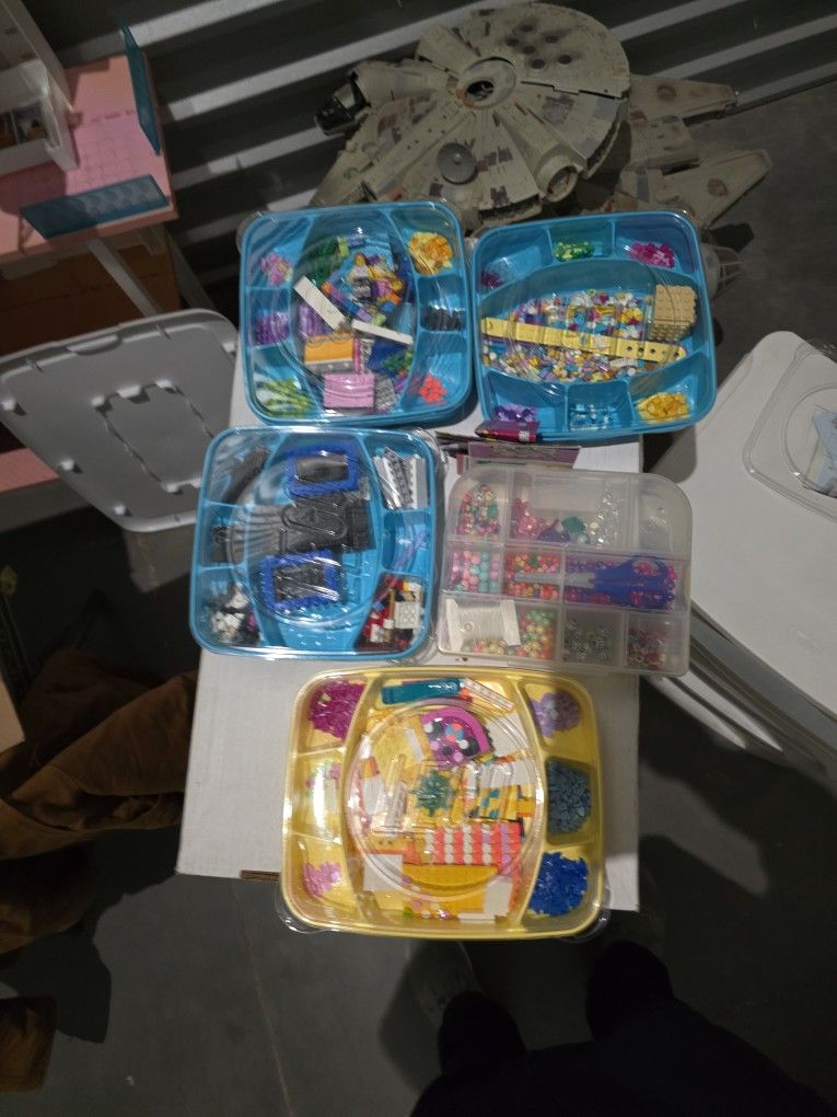 LEGO DOTS Bracelet Kit And Beads