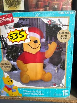 Winny the poo Santa clause