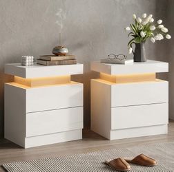 2 nightstands