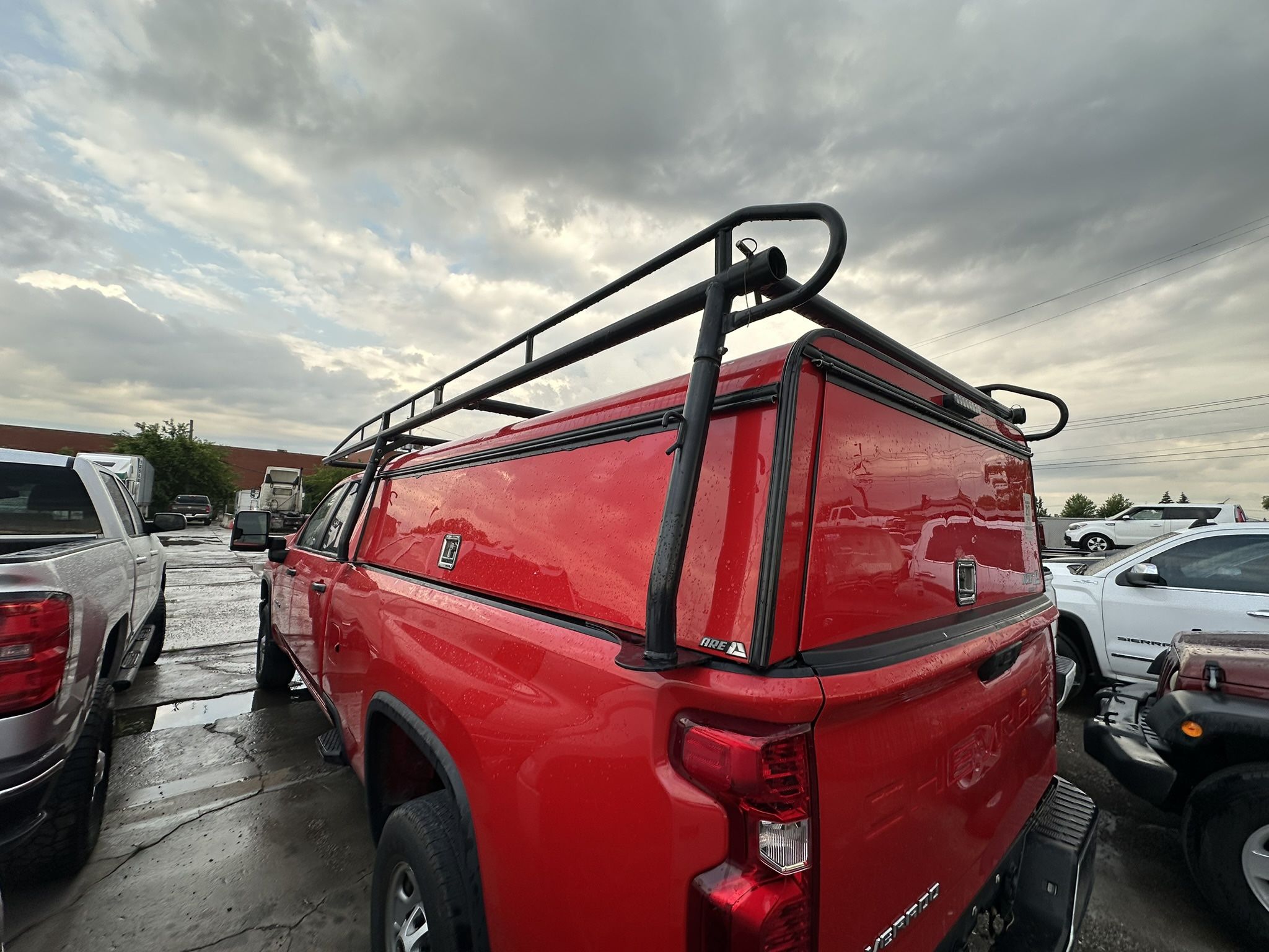 Camper topper cap for Silverado 2500 // 3500 Long bed With the racks 8" Gmc sierra 2023 20 CV 2500/3500 CC 98.2 DCU 23"