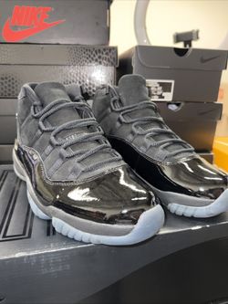 Size 9 Jordan 11 Retro Cap and Gown 2018 DS OG All