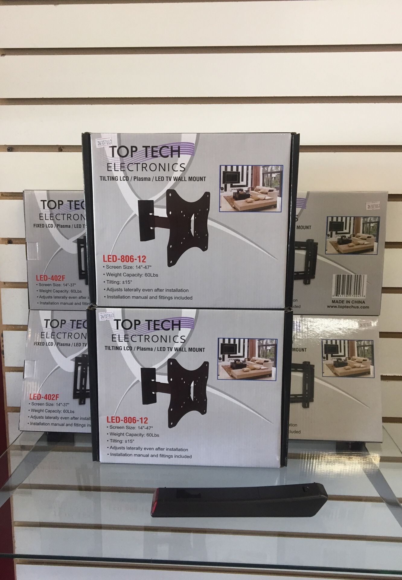 Universal wall mount for your tv