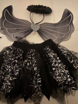 costume