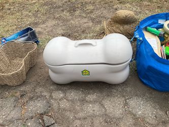 PET Zone Big Bone Pet Toy Storage Bin