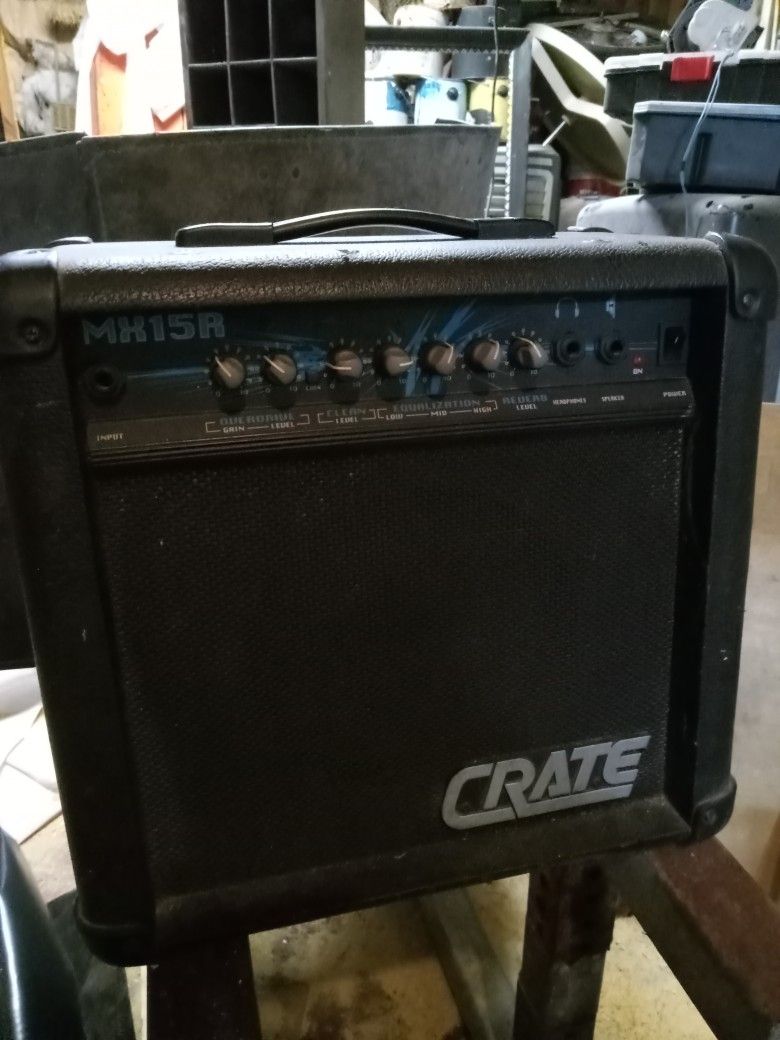 CRATE GUITAR AMP- MX15A