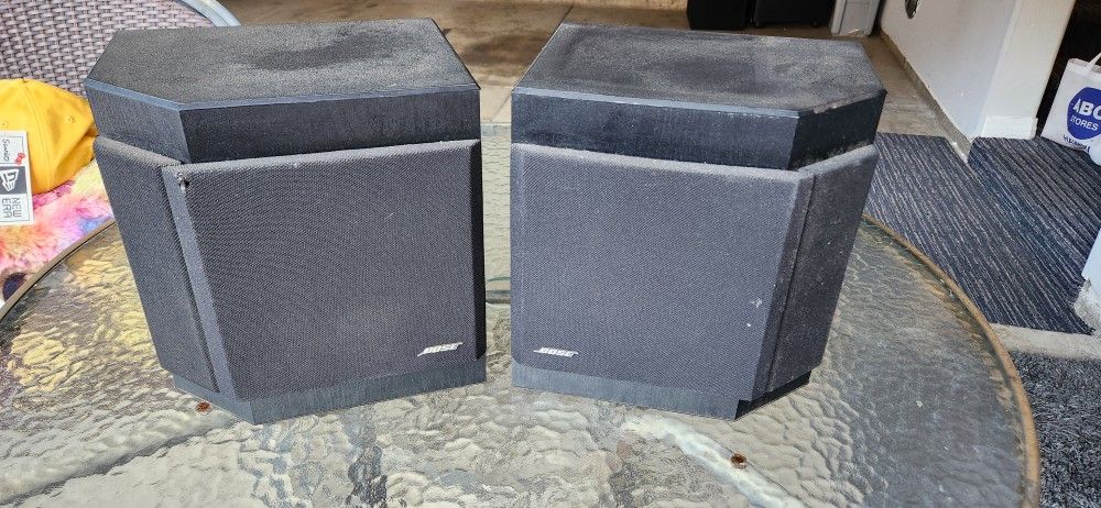 Bose Stereo Speakers