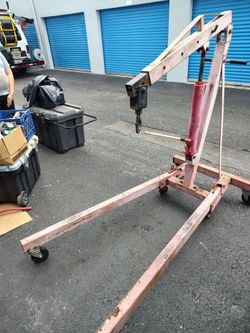Engine hoist