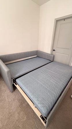 Daybed + 2 mattresses