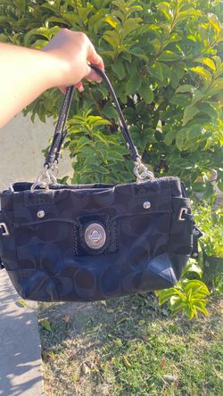 Coach Vintage Bag (Black with Silver zipper)