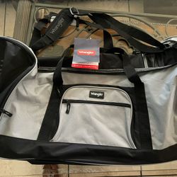 Multi-pocket Duffel Collection