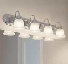 30 in. 4-Light Chrome Traditional Bathroom Vanity Light