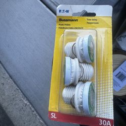 Cooper Bussmann 3 -Pack 30 Amp Time delay Plug Fuse