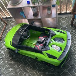 Lamborghini Battery (12v)Operated Kids Car