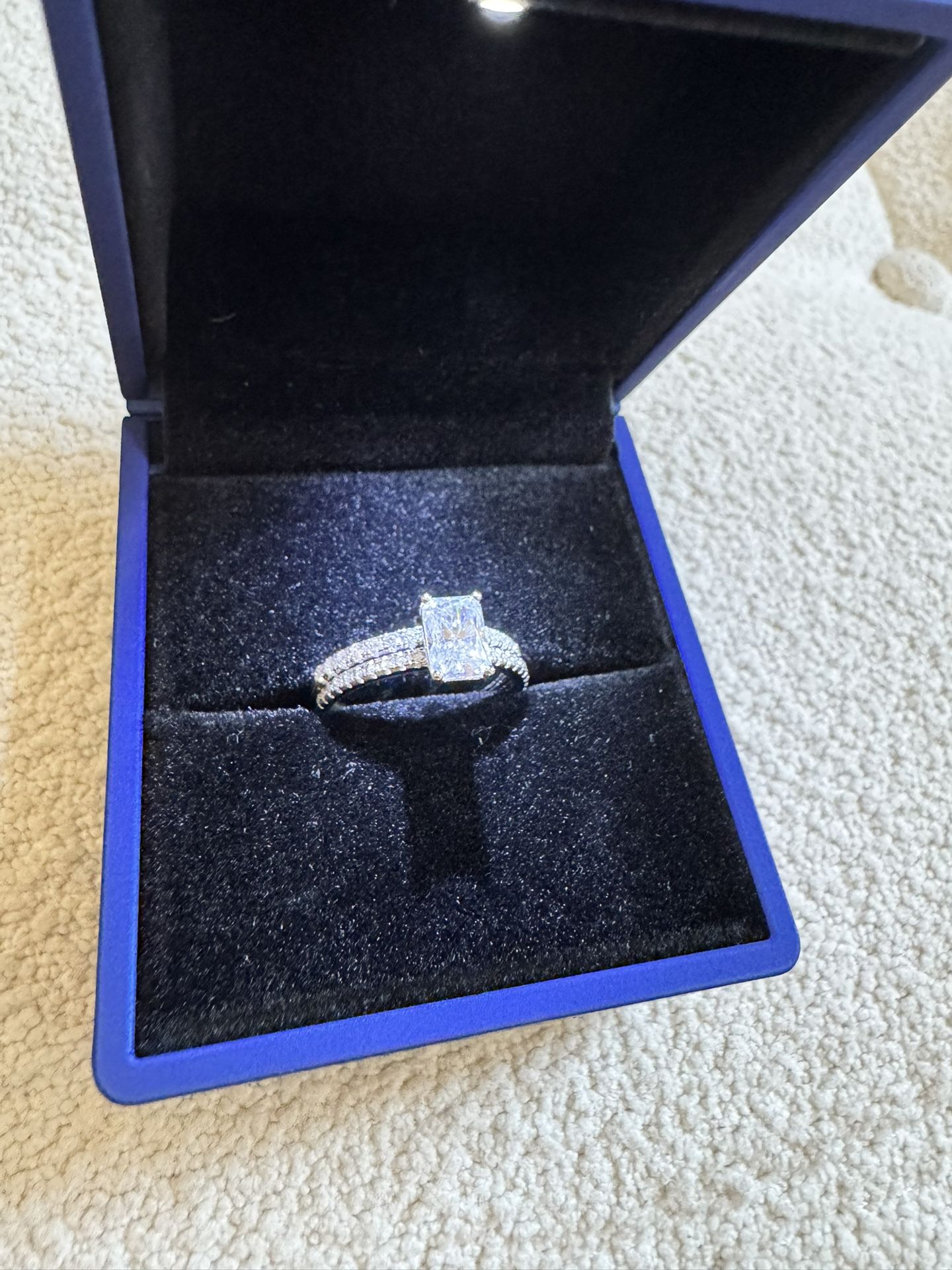 Brand New 1ct Radiant Cut Moissanite Engagement Ring With Wedding Band S925 Sterling Silver