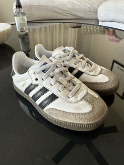 Adidas Sambas