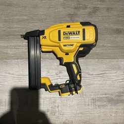 Dewalt Narrow Crown Stapler 