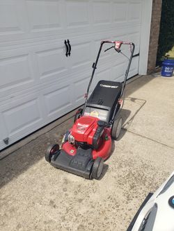 LAWNMOWER TROY-BILT TB230 (SELF PROPELLED)