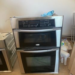 Double Oven And Single Oven  Free