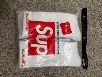 Supreme x Hanes Cushion Crew Socks 4-Pack