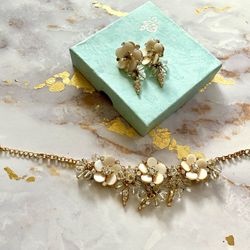 women’s fashion jewelry bracelet and earrings set