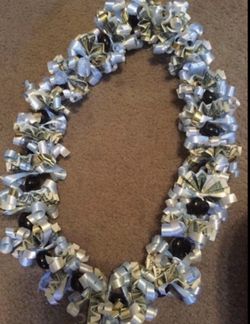 Money And Candy Leis 