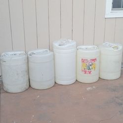 15 Gallon Water Jugs  With Lids 