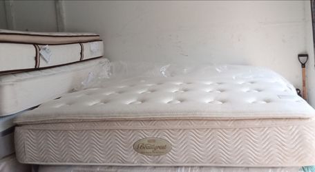King Size Mattress (Colchón King Size)