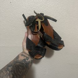 Mexican Tooled Leather Wedges 