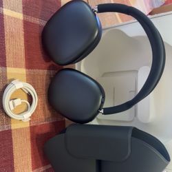 AirPod Max Midnight Black USB-C