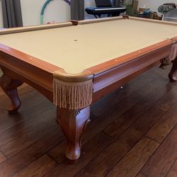 Pool Table 8ft ( Free Delivery & Set Up & Color Felt Of Your Choice )